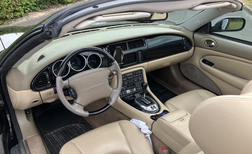 JAGUAR X8 CABRIO – TOPSTAAT- PRIJS OP AANVRAAG