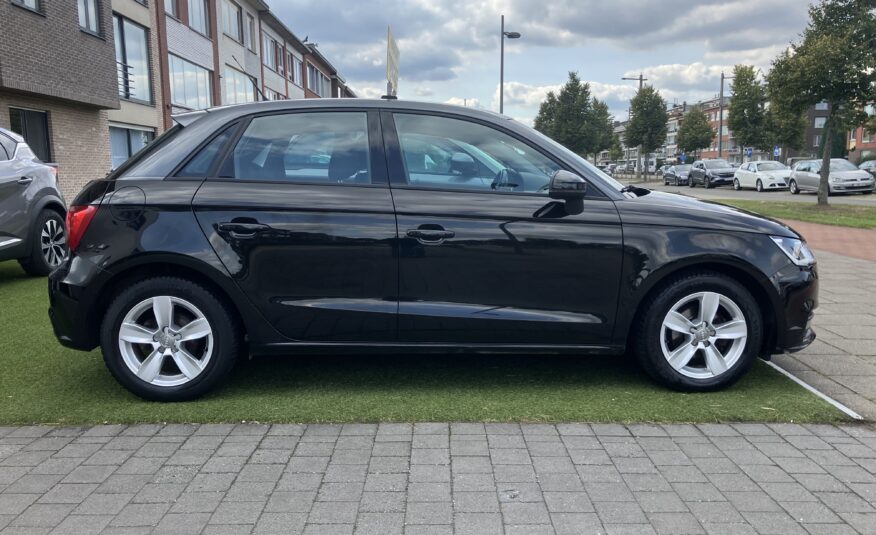 AUDI A1-BENZINE-75.000 KM -TOPSTAAT-NAVIGATIE-MULTIMEDIA-ENZ