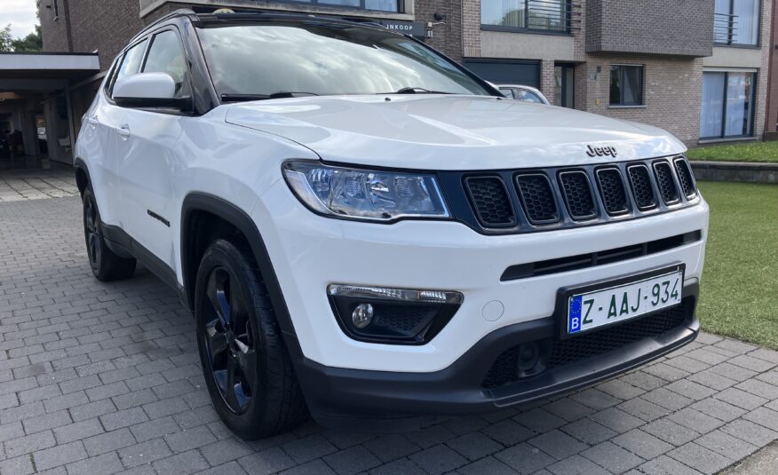 JEEP-COMPASS-BENZINE 140 PK LIMITED UITVOERING -FULL OPTION