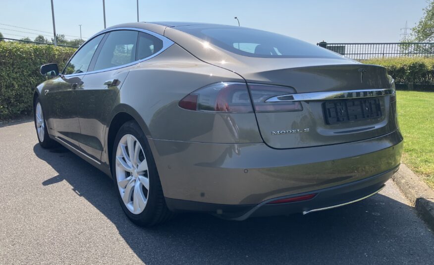 TESLA S”70 -full option -panoramisch dak – zeer goede staat -groot rijbereik