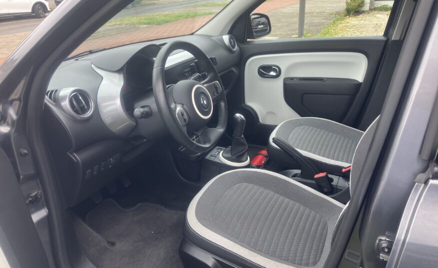 RENAULT TWINGO-LIMITED-TOPSTAAT-35.000 KM -VELE OPTIES