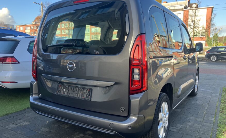 OPEL COMBO-BENZINE 115 PK -VELE OPTIES -CAMERA- PROMOTIE 15.900